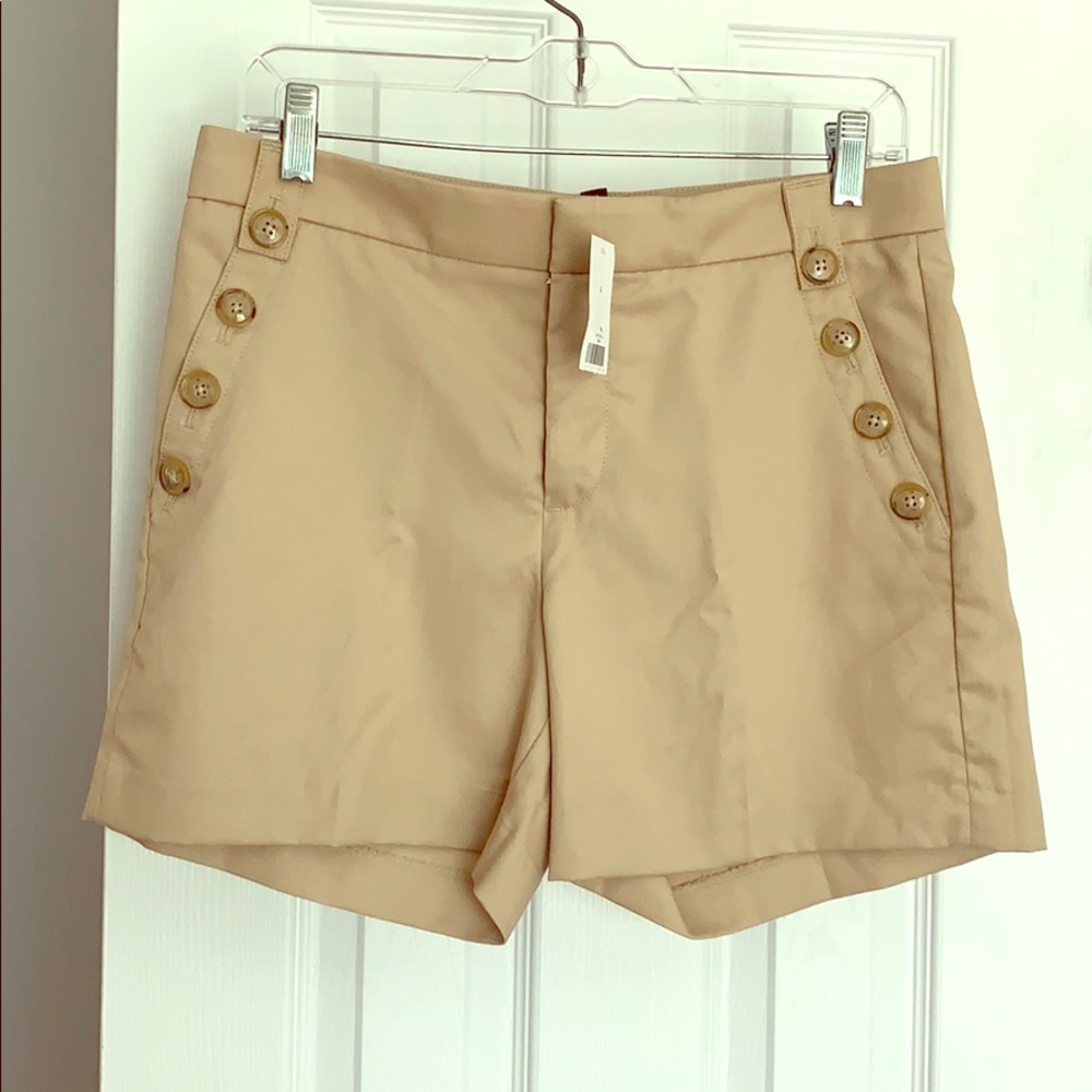 Banana Reublic khaki shorts